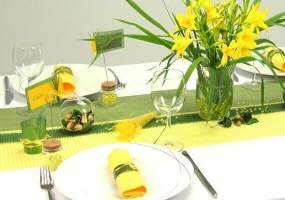 Tischdeko gelb grün Fest