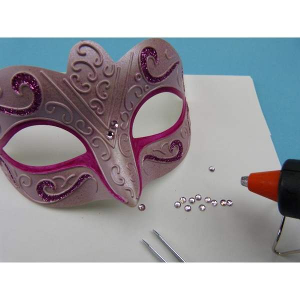  Mit Farbe und Glitter gelingt diese Illustration 