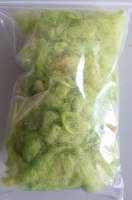 Wollflocken aus Schafschurwolle, 10g, hellgrün