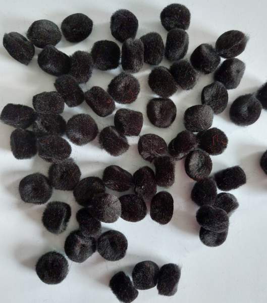 Pompon schwarz 15mm 60 Stk,