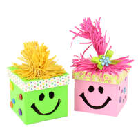 Pappbox Smiley braun, 7,5 x 7,5 x 7 cm