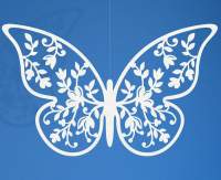 Schmetterling aus Papier, mit ausgestanzten Ornamenten